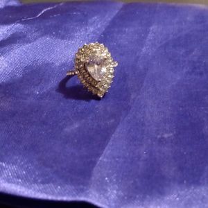 Beautiful diamond cubic ring